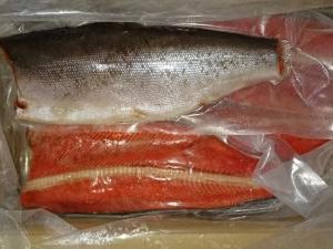 冷凍紅鮭フィレ（7〜9枚/8kg）