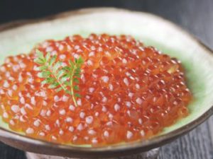 鮭イクラ醤油漬（北海道原料〜北海道加工品）